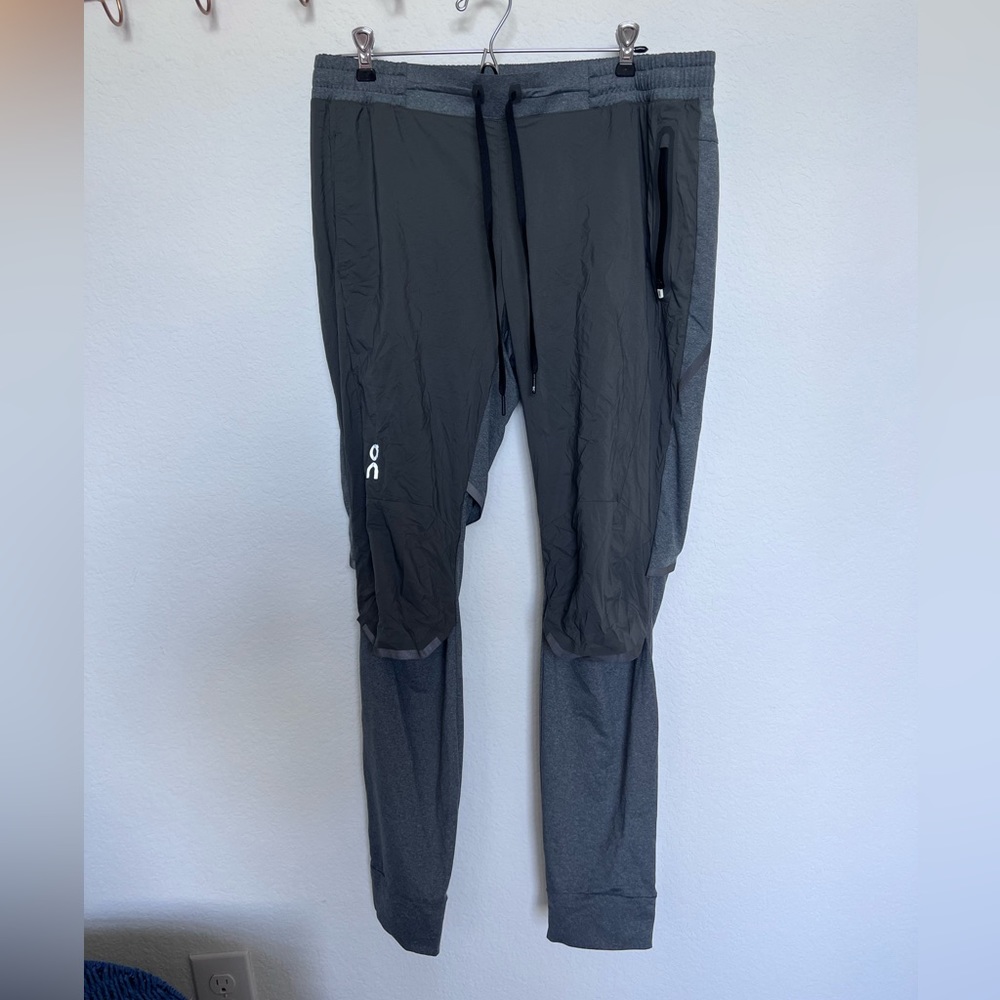 On Running/Cloud Running Pants Size L - image 1